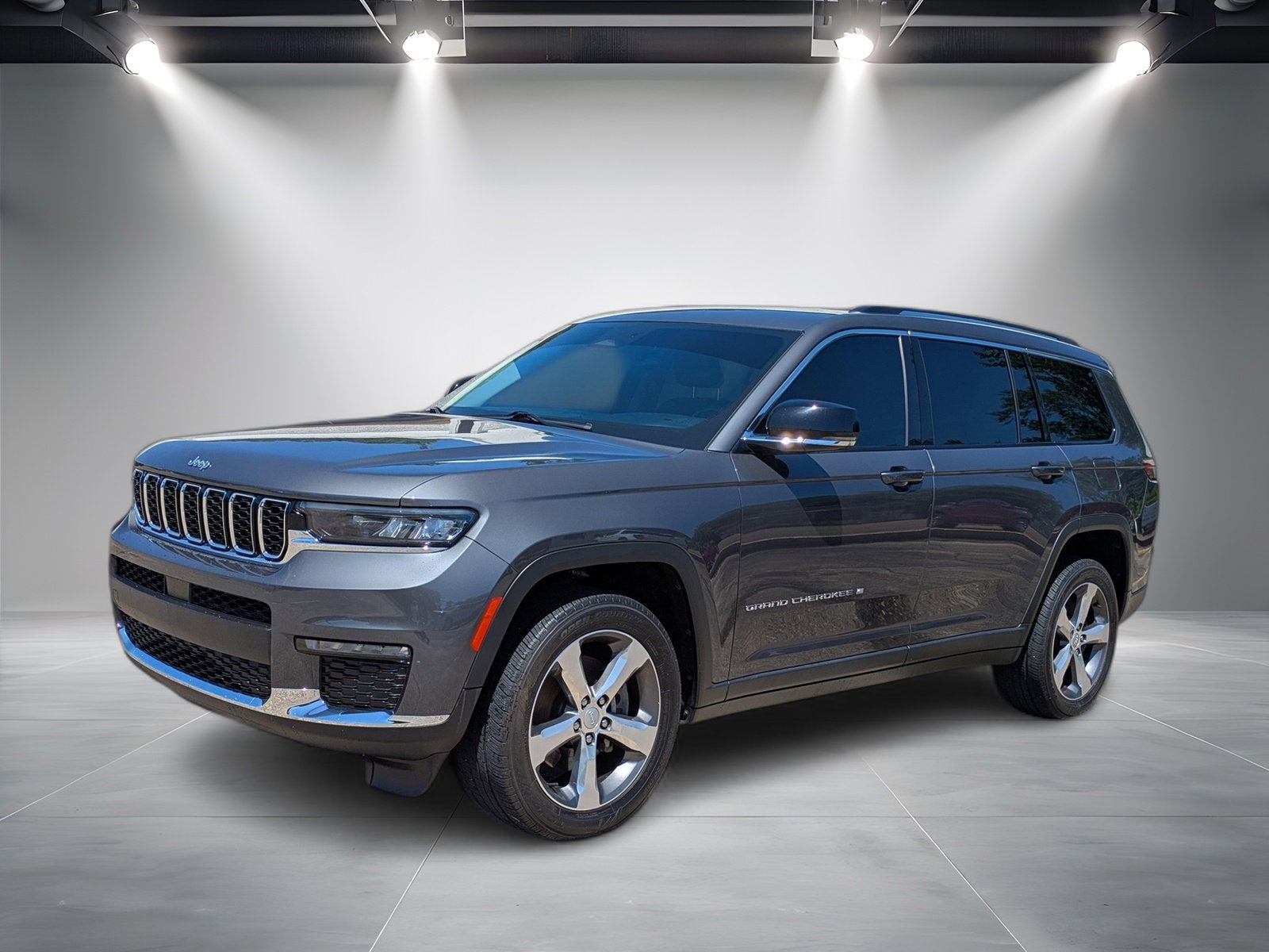 2021 Jeep Grand Cherokee L Limited's photo