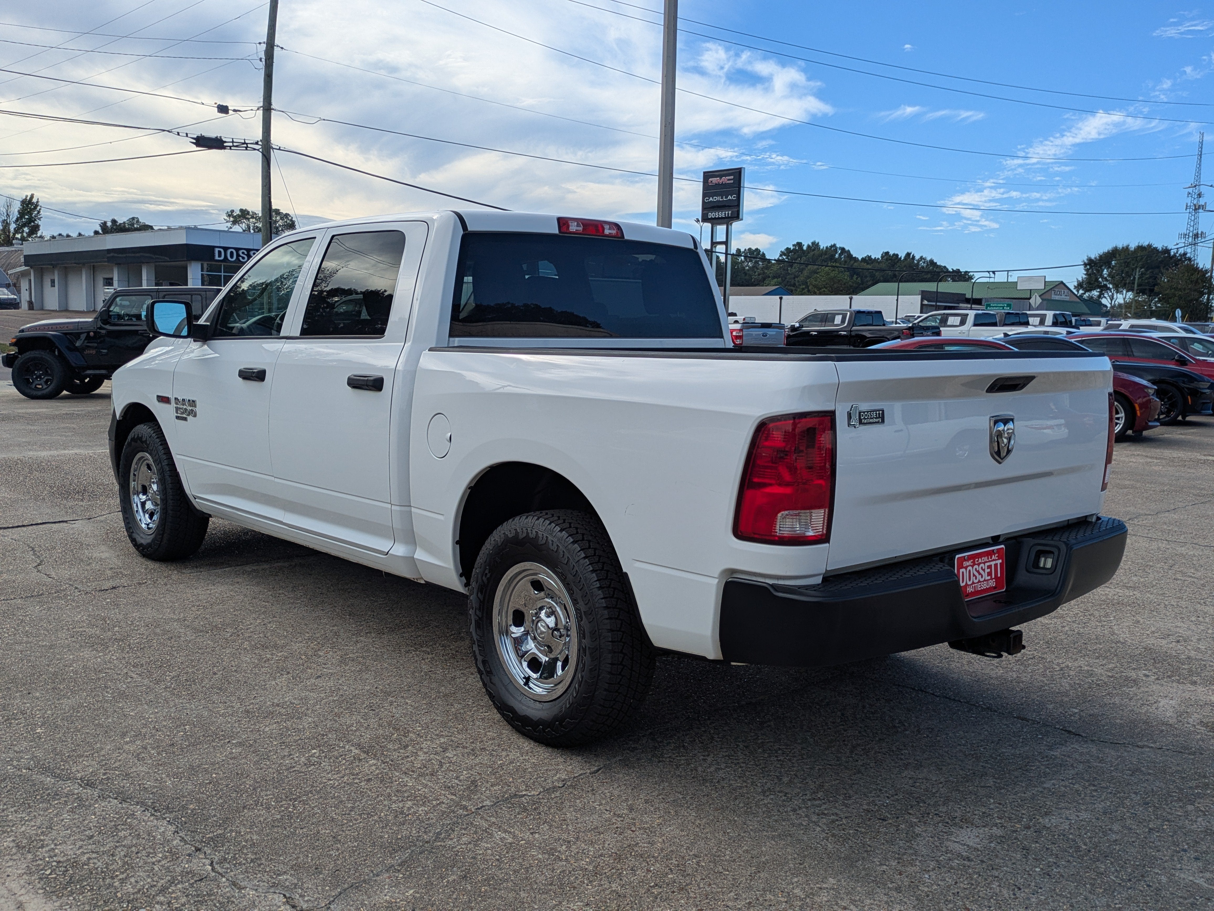 2019 RAM 1500 Classic Tradesman Crew Cab 4x2 5'7" Box