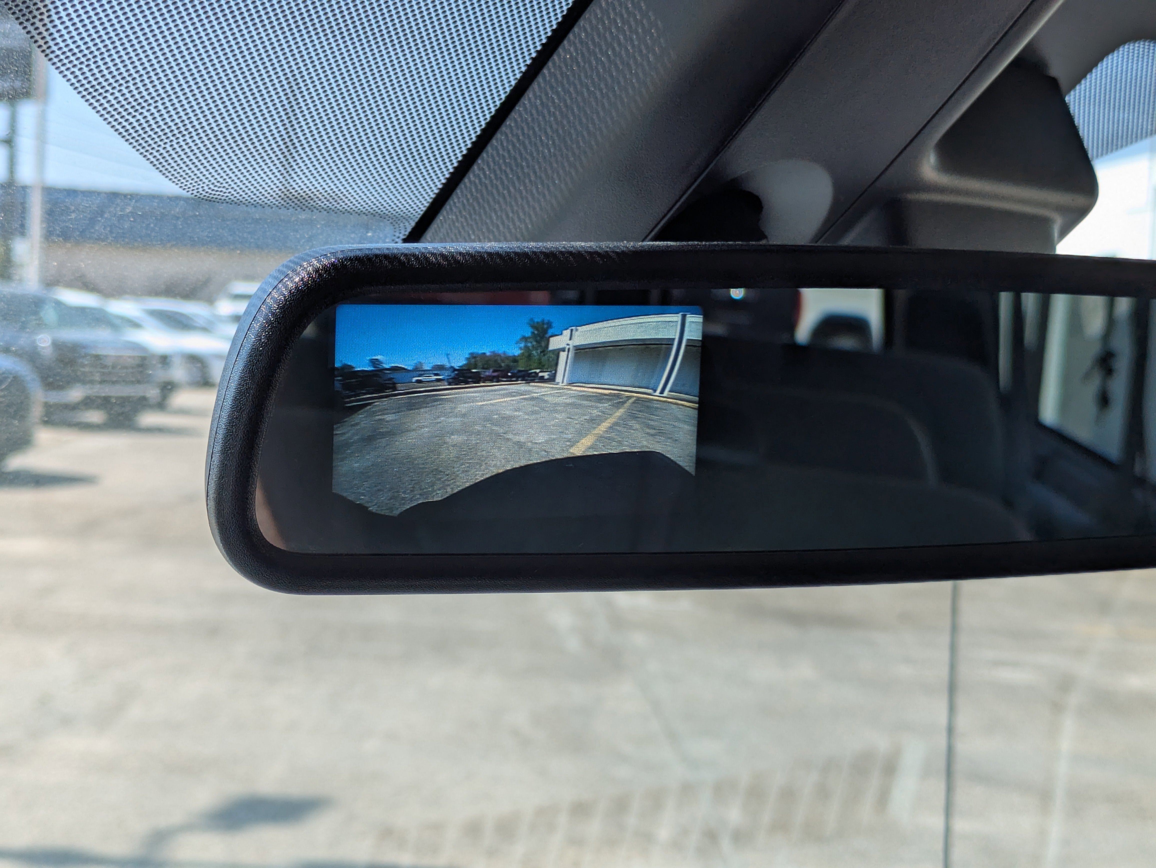 2023 Chevrolet Express Passenger 3500 1LT