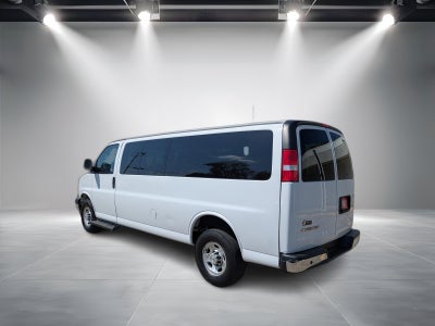 2023 Chevrolet Express Passenger 3500 1LT