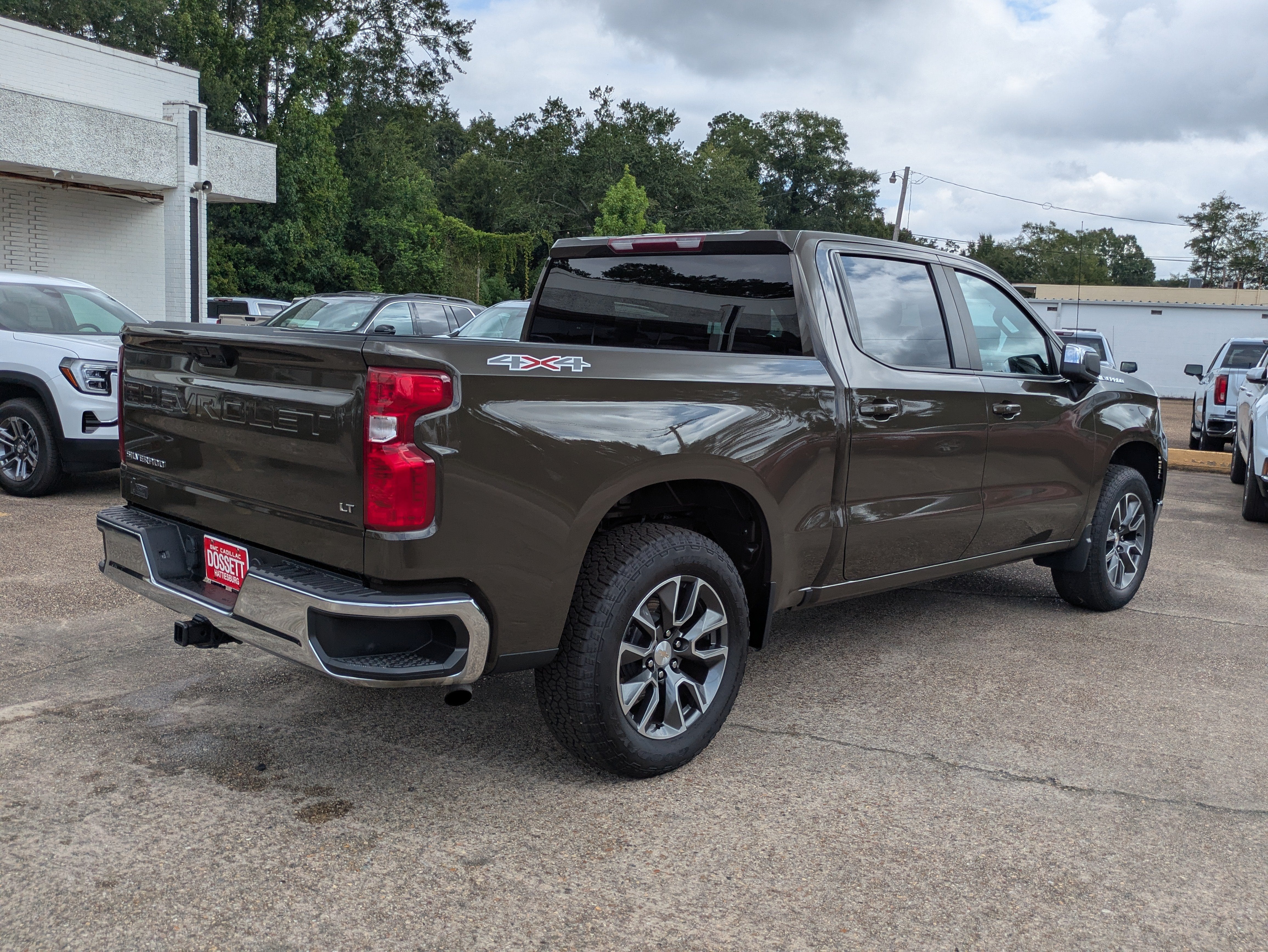2023 Chevrolet Silverado 1500 LT (2FL)