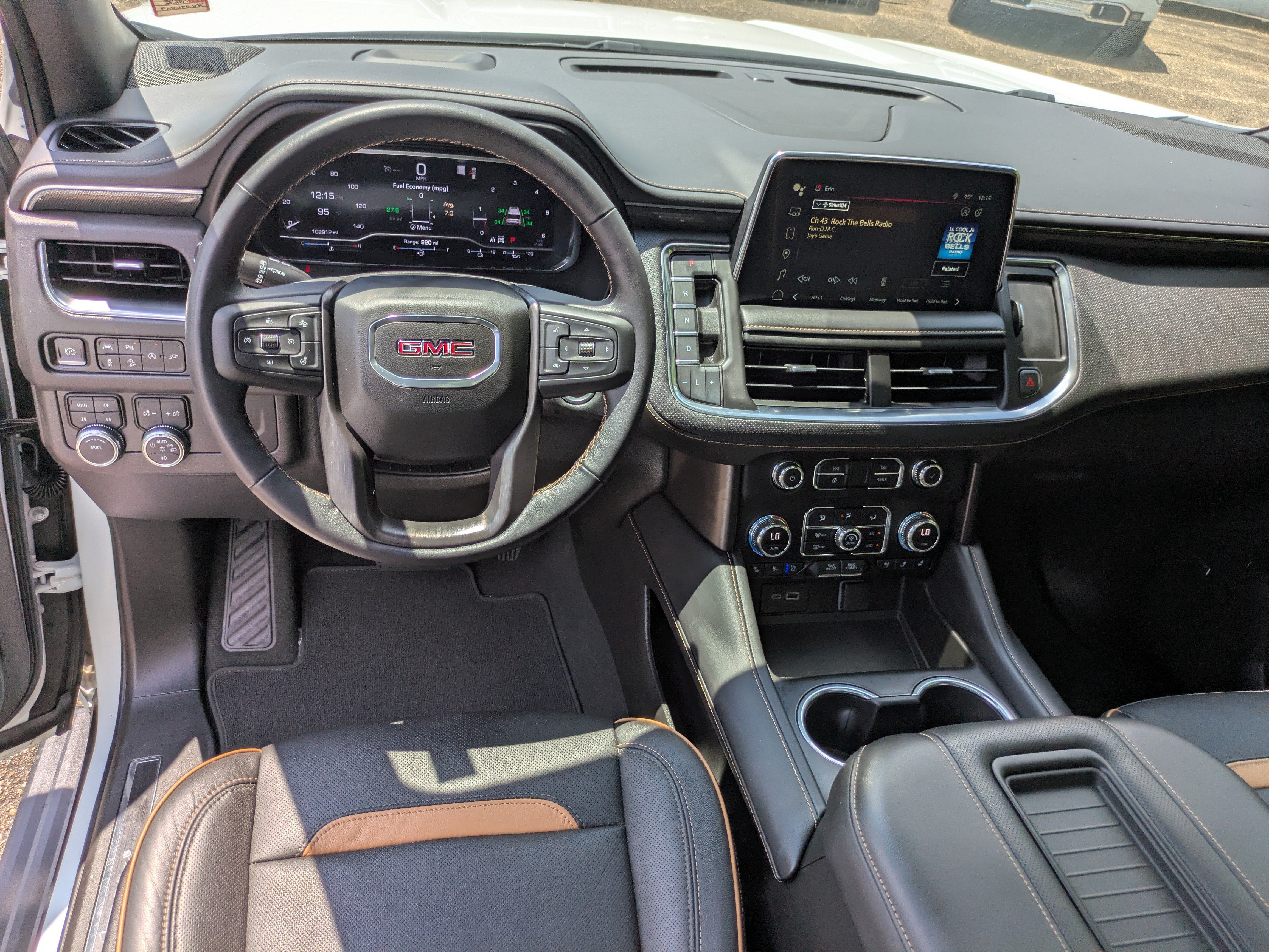 2022 GMC Yukon AT4