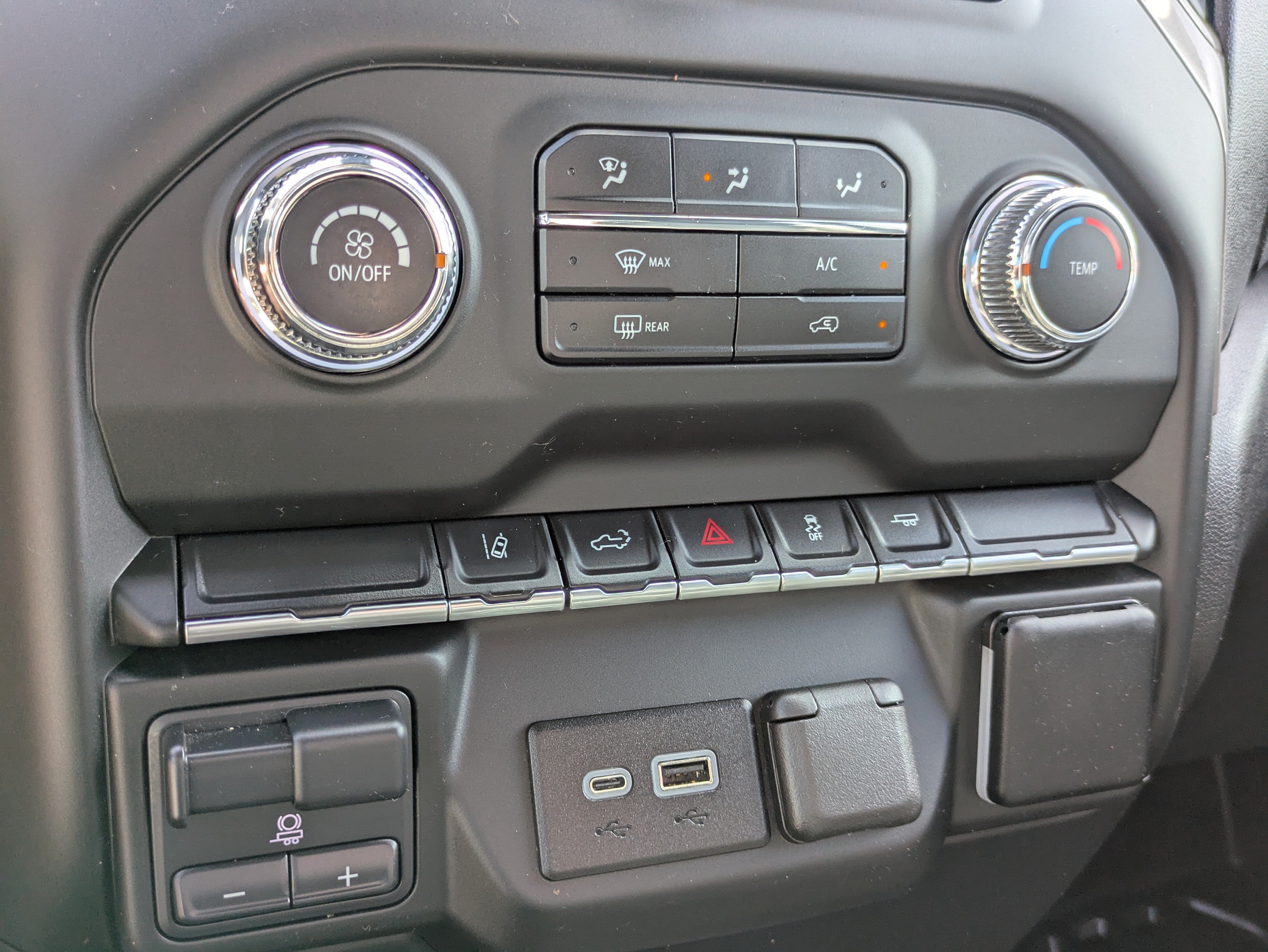 2024 GMC Sierra 2500 HD Pro