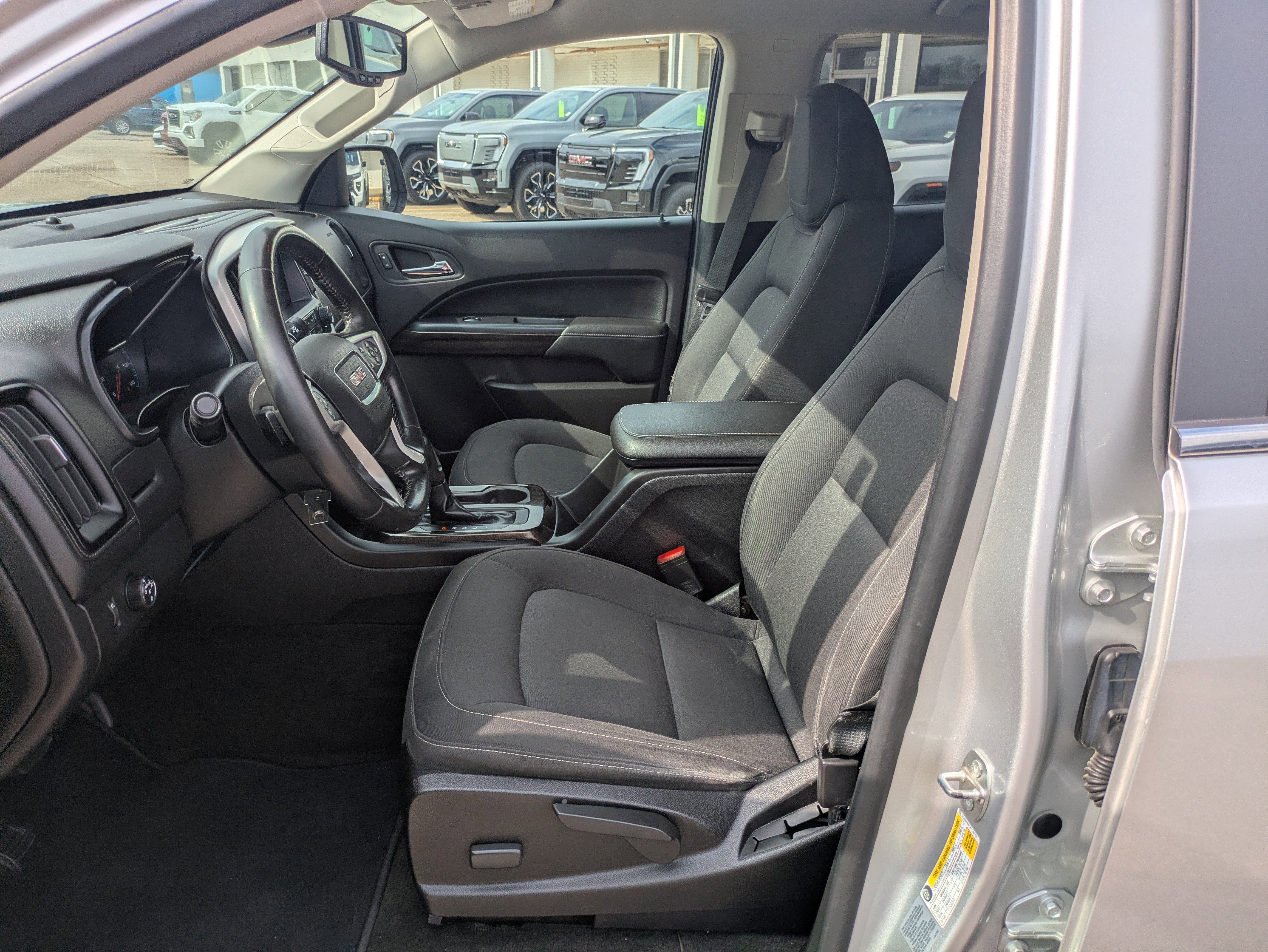 2017 GMC Canyon 2WD SLE