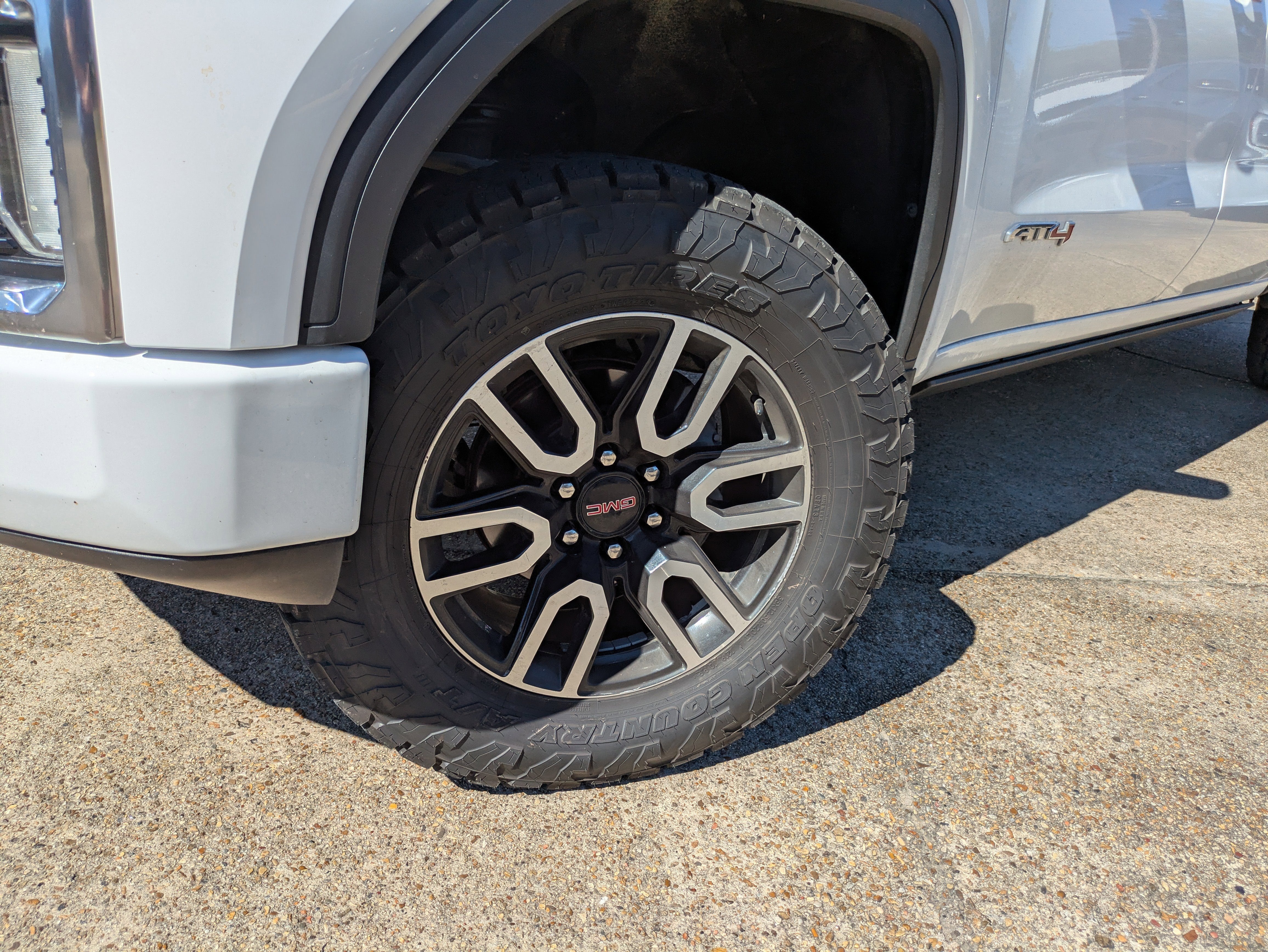 2022 GMC Sierra 1500 Limited AT4