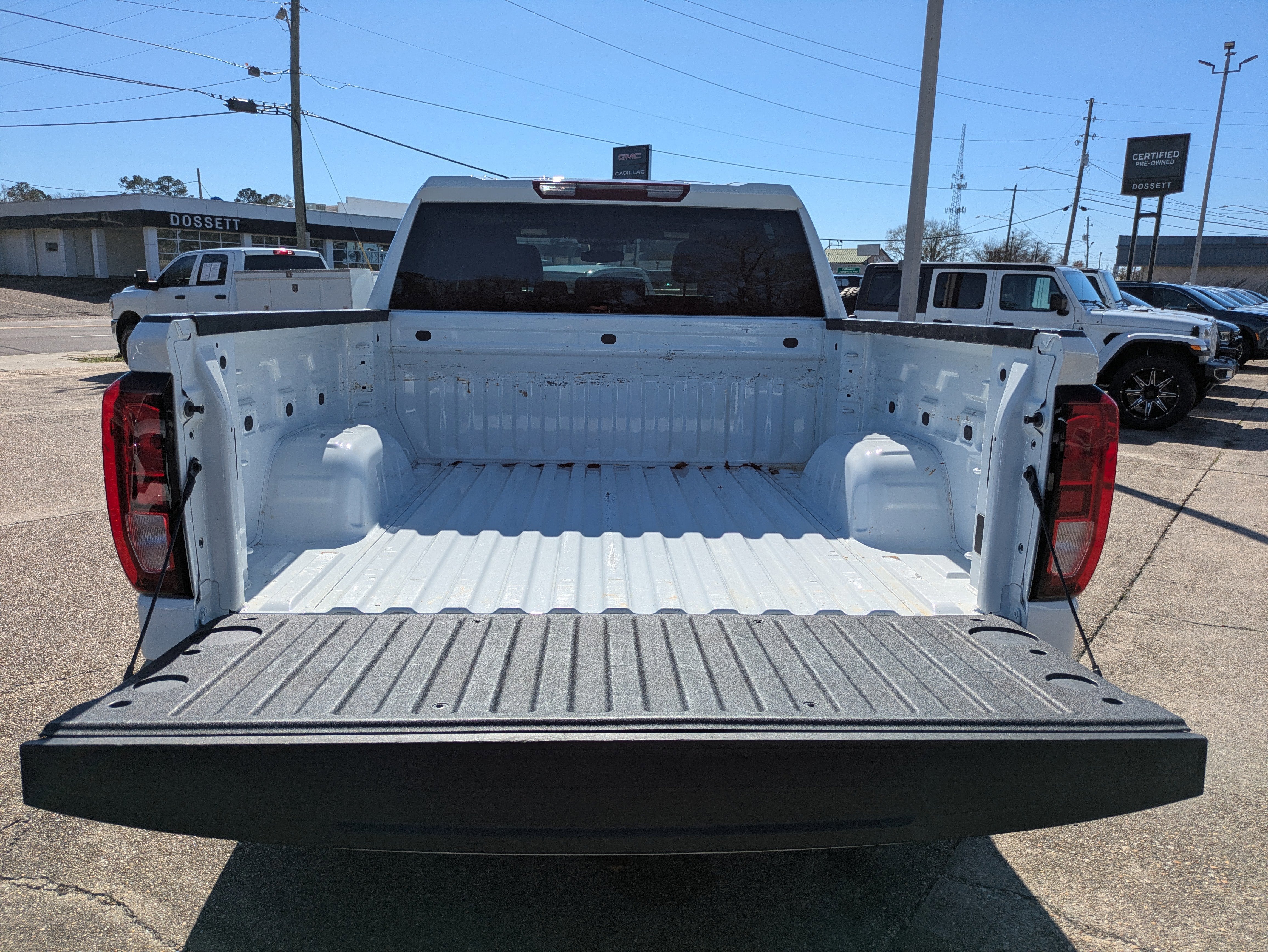2023 GMC Sierra 1500 Pro