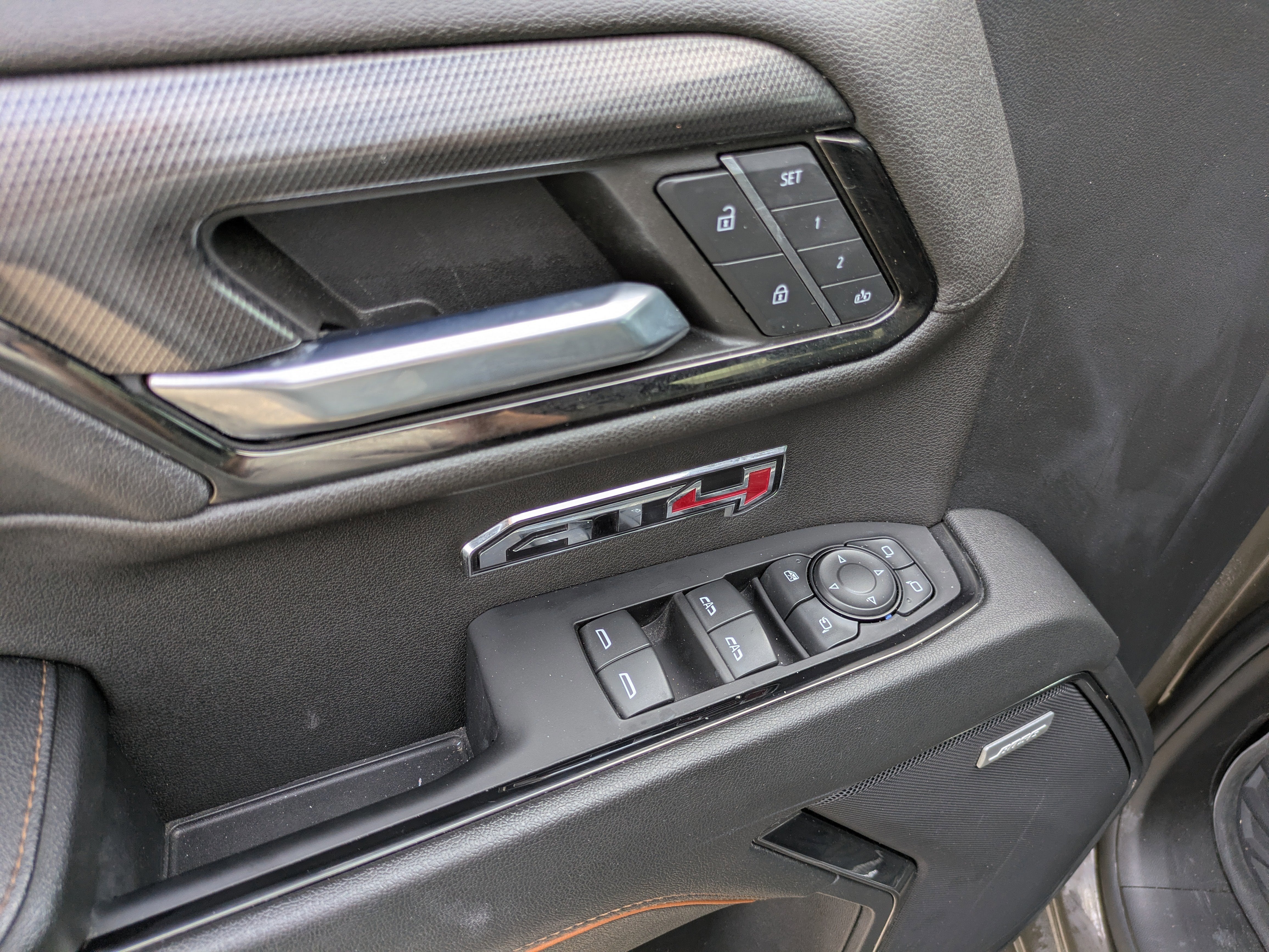 2024 GMC Sierra 1500 AT4