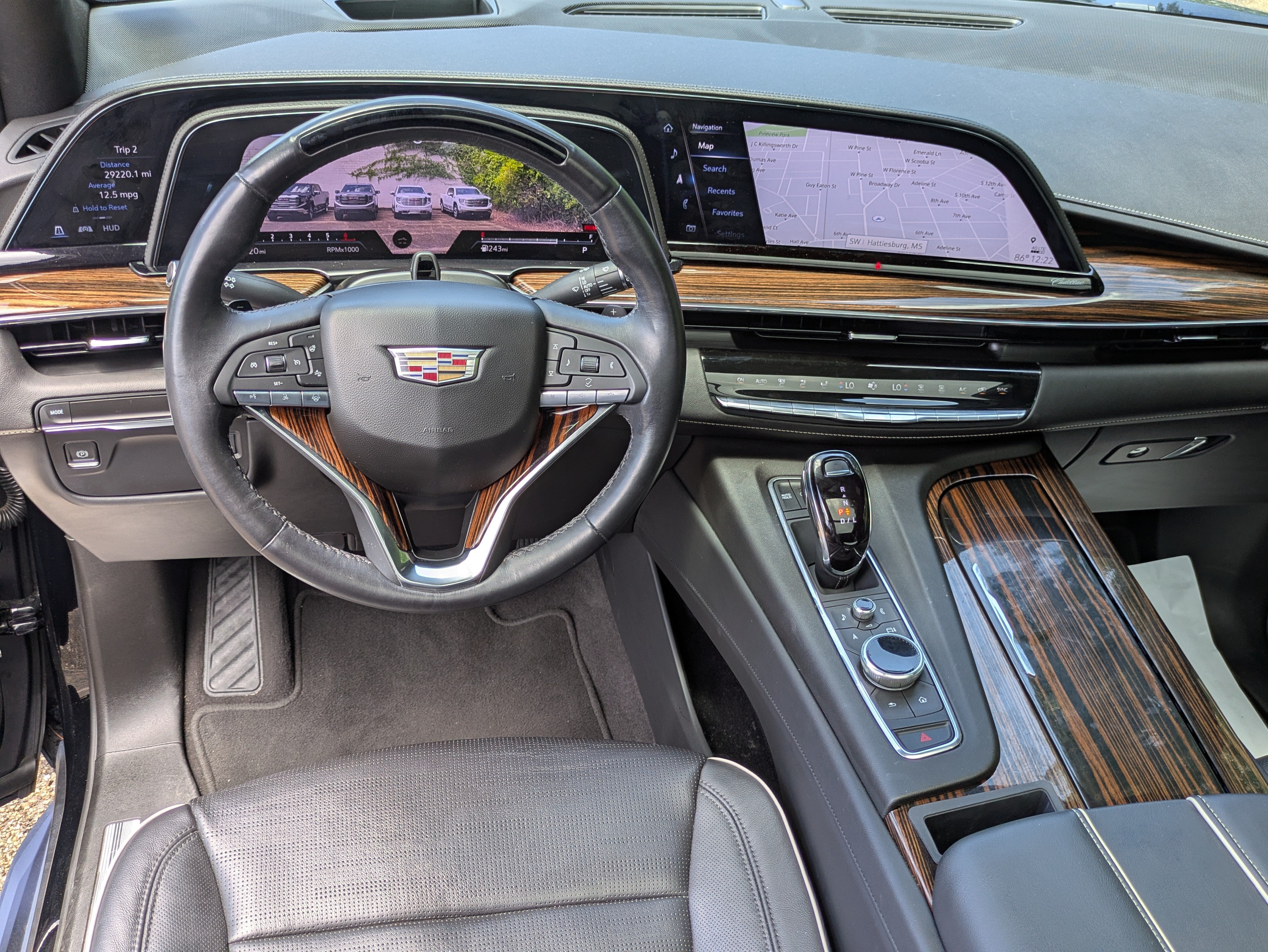 2023 Cadillac Escalade ESV Premium Luxury