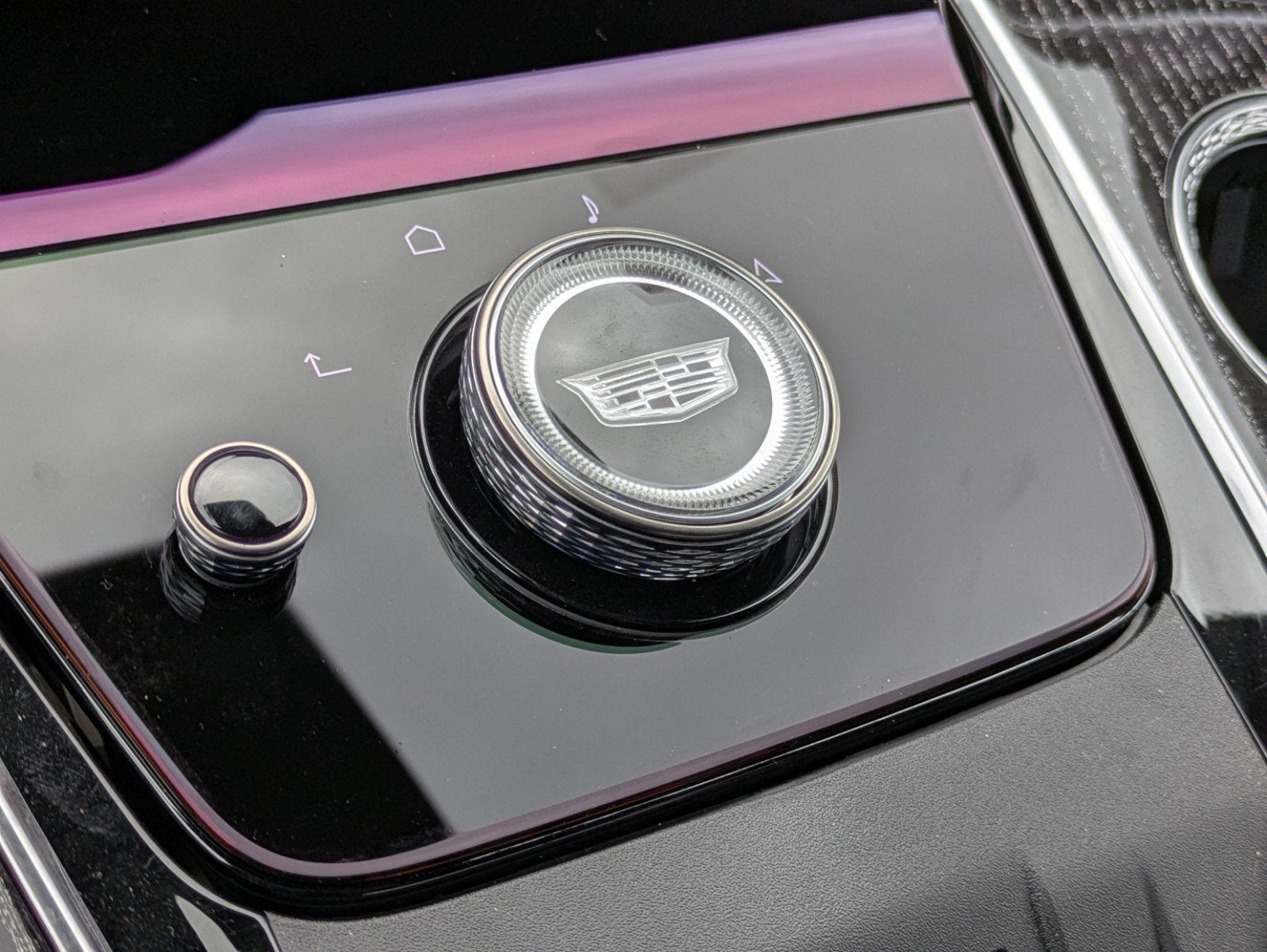 2025 Cadillac ESCALADE IQ Sport 1