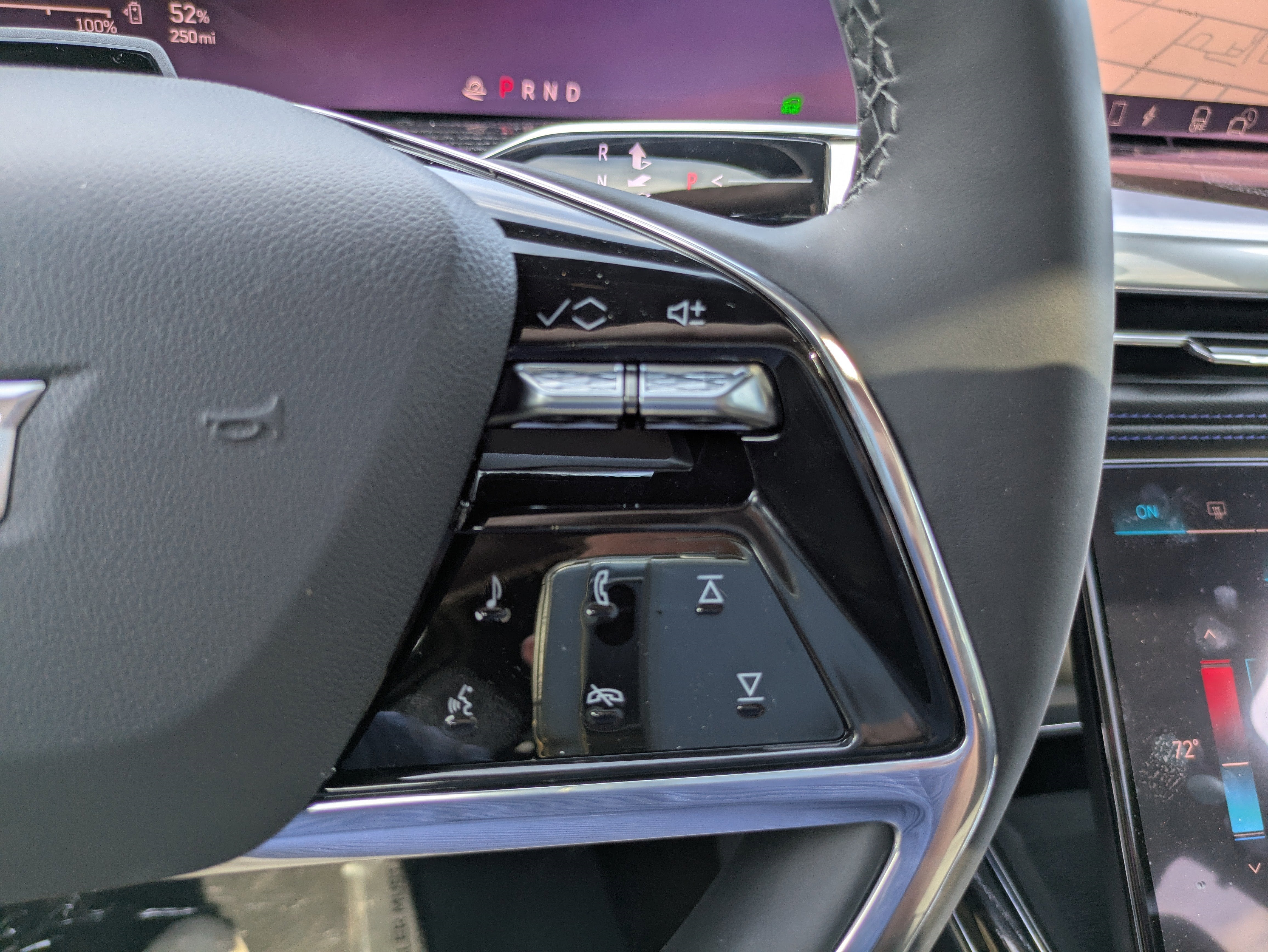 2025 Cadillac ESCALADE IQ Sport 1