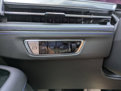 2025 Cadillac ESCALADE IQ Sport 1