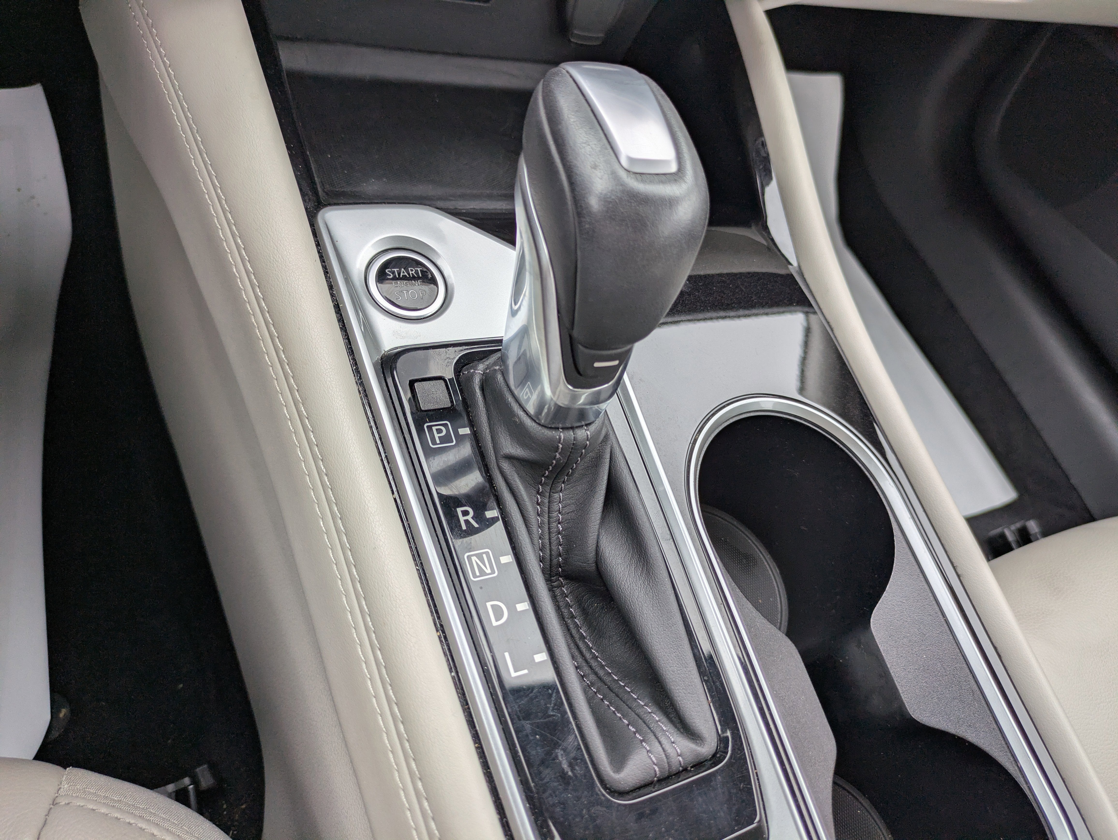 2020 Nissan Altima 2.5 Platinum