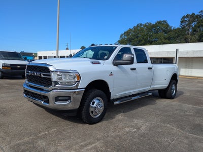 2024 RAM 3500 Tradesman Crew Cab 4x4 8' Box