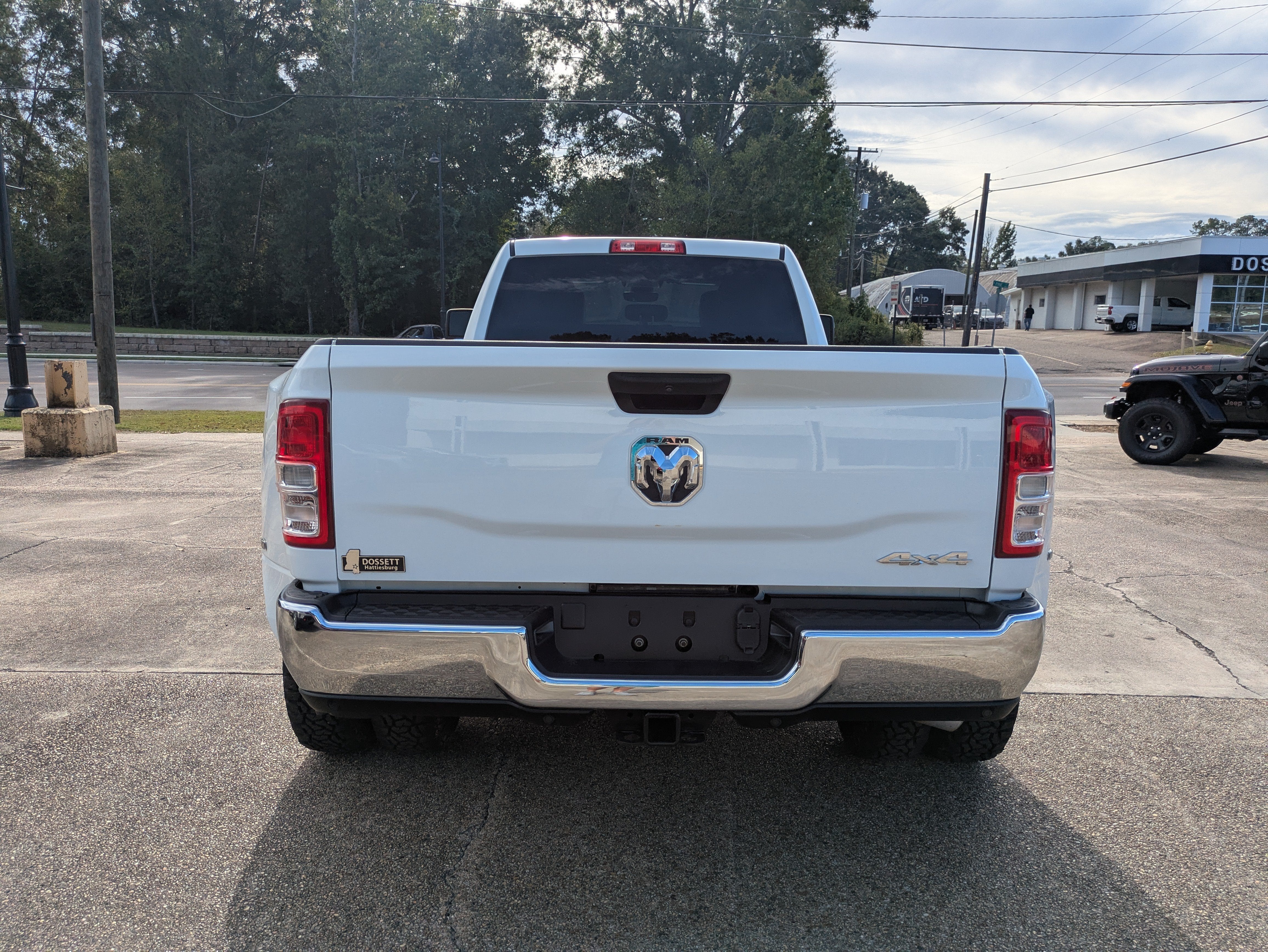 2024 RAM 3500 Tradesman Crew Cab 4x4 8' Box