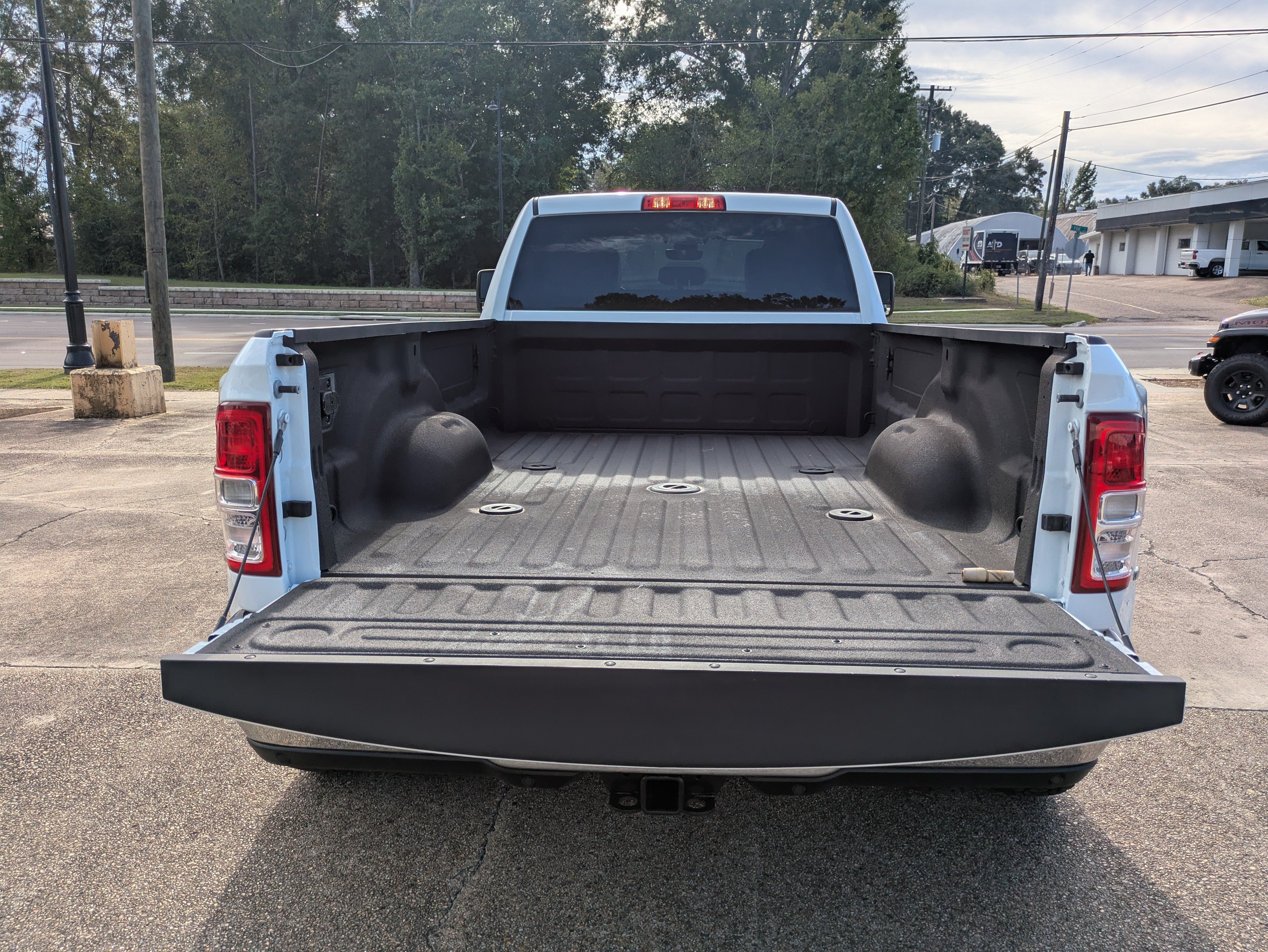 2024 RAM 3500 Tradesman Crew Cab 4x4 8' Box