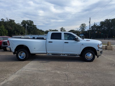 2024 RAM 3500 Tradesman Crew Cab 4x4 8' Box