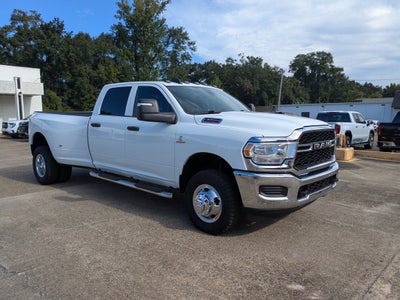 2024 RAM 3500 Tradesman Crew Cab 4x4 8' Box