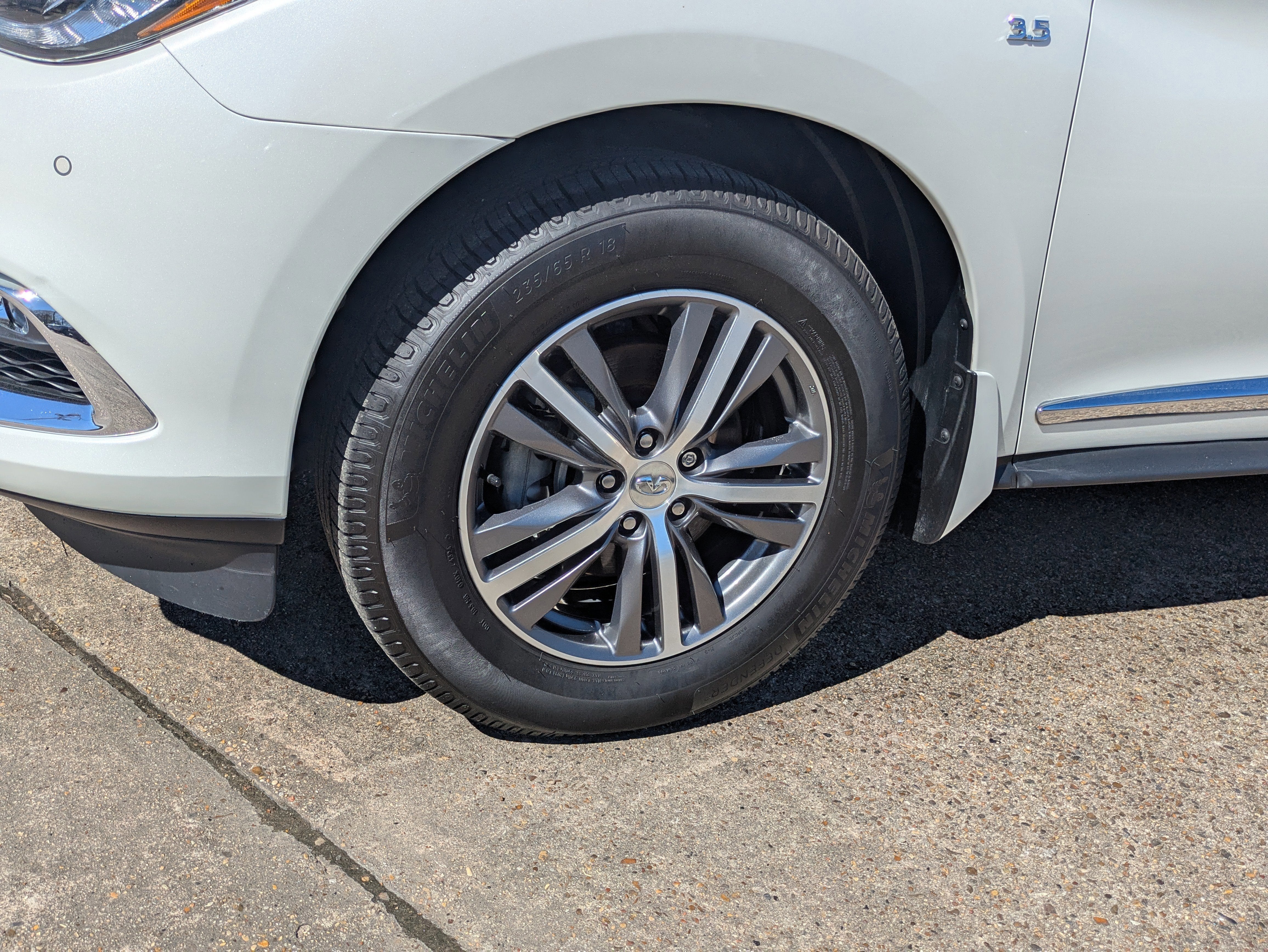 2020 INFINITI QX60 LUXE